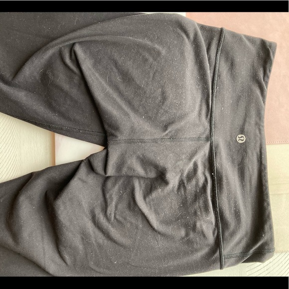 Lulu Lemon Wunder Under Leggings - Picture 3 of 4